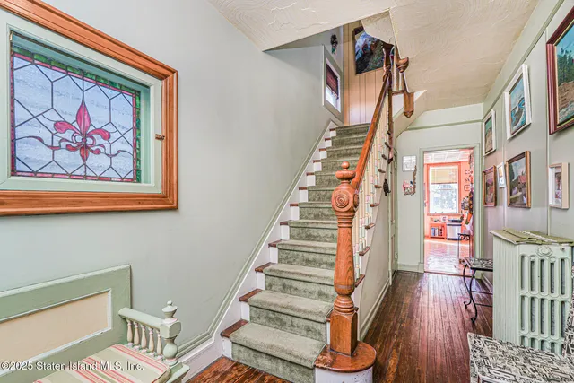 $549,378 | 25 Catlin Avenue | Tompkinsville