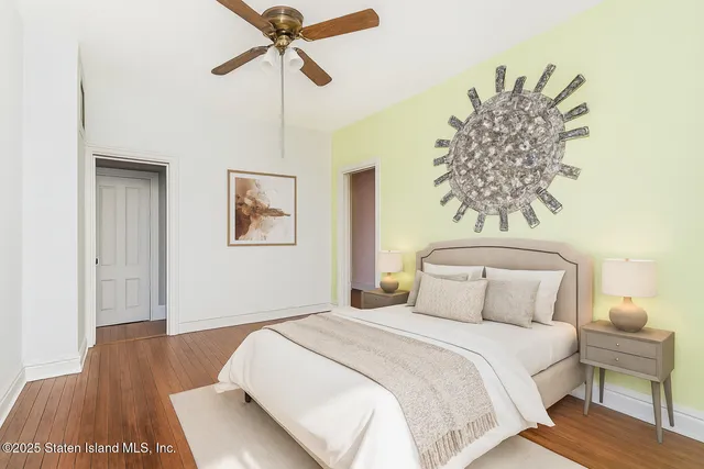 $549,378 | 25 Catlin Avenue | Tompkinsville