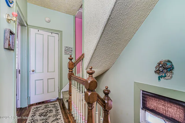 $549,378 | 25 Catlin Avenue | Tompkinsville