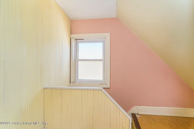 $549,378 | 25 Catlin Avenue | Tompkinsville