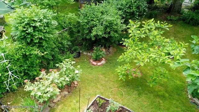 $549,378 | 25 Catlin Avenue | Tompkinsville