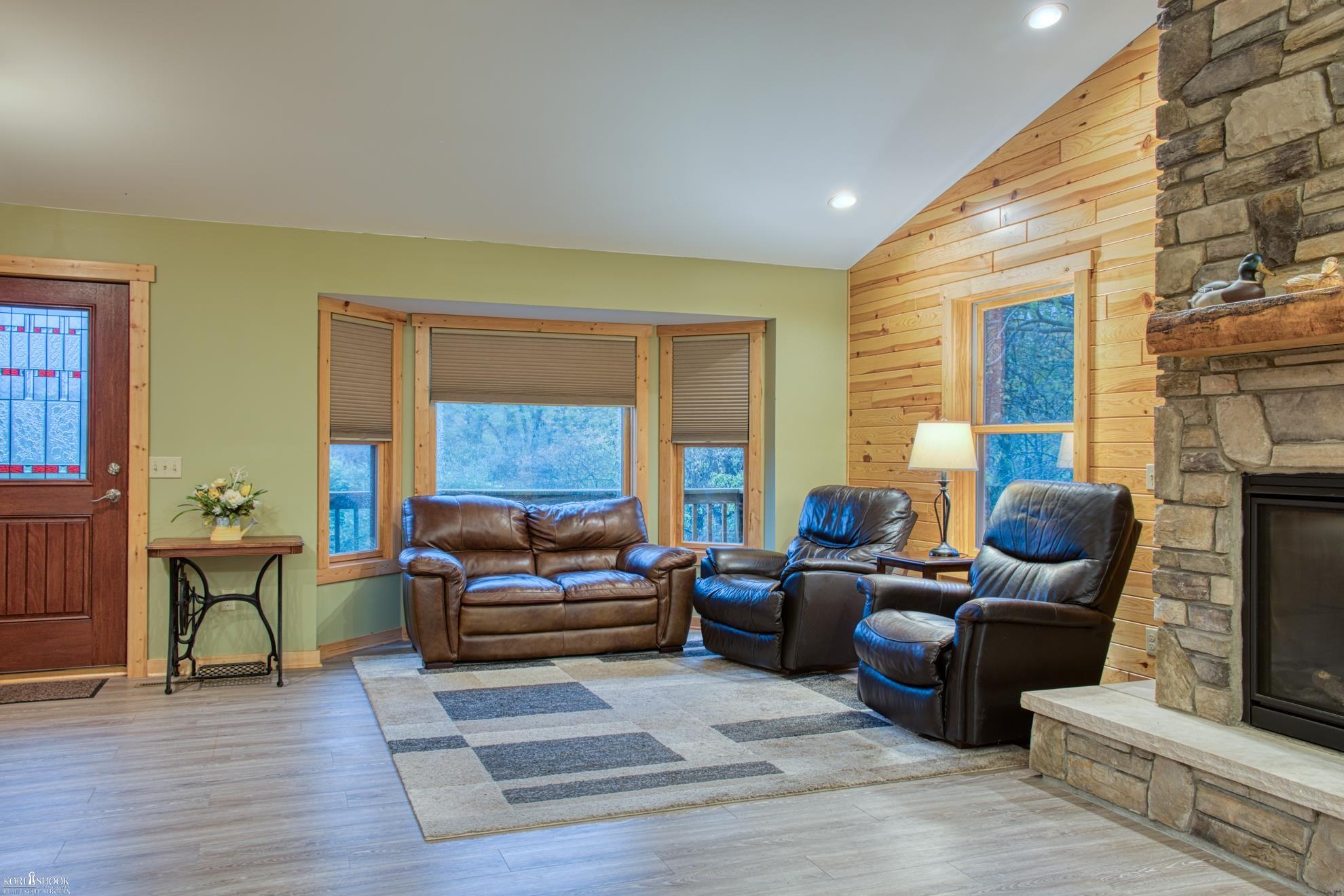 5377 Geeck Road Durand, MI 48429 - Photo 4 of 27