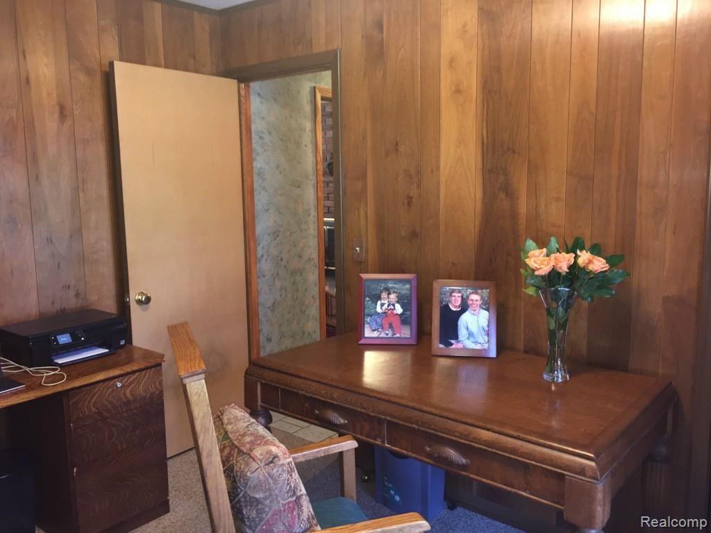 155 Lewiston Road Grosse Pointe, MI 48236 - Photo 15 of 22
