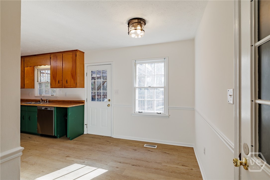 135 Longbranch Court Athens, GA 30605 - Photo 5 of 37 Dining Area - View from Living Room