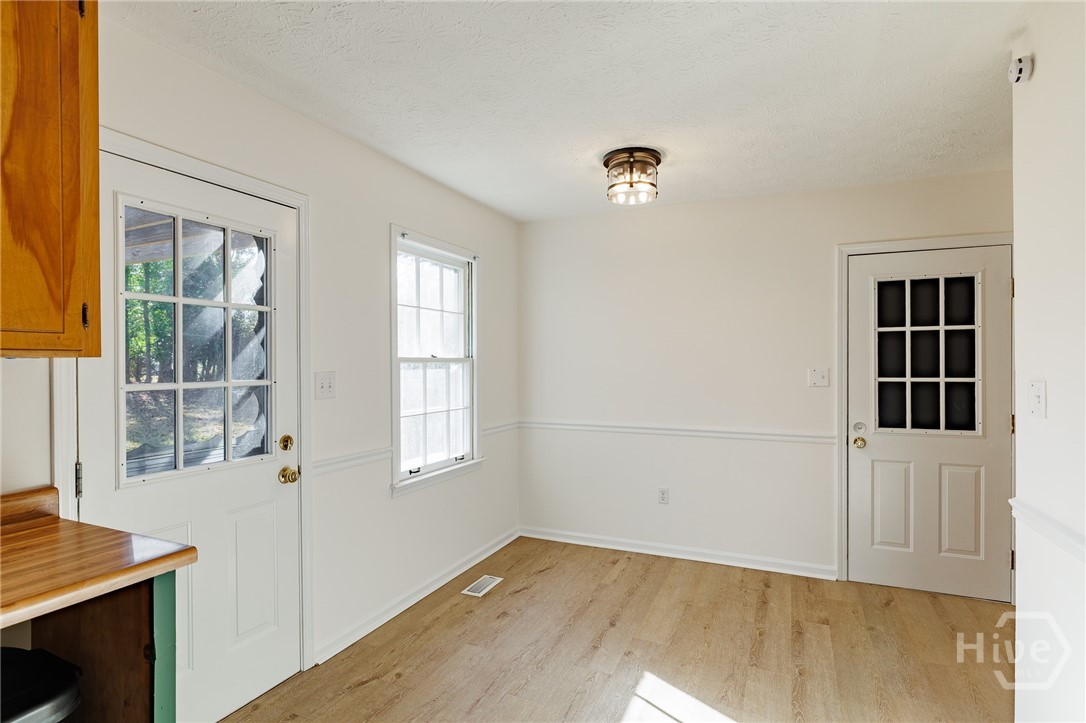 135 Longbranch Court Athens, GA 30605 - Photo 6 of 37 Dining Area - View from Kitchen