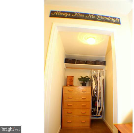 131 Winder Road New Castle, DE 19720 - Photo 13 of 25 Walk-in Closet