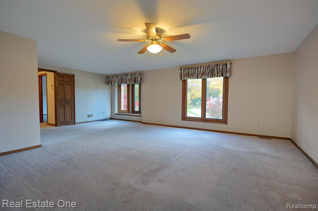 1249 Springwood Court Rochester Hills, MI 48309 - Photo 27 of 52