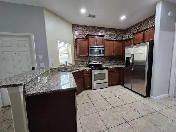 $1,950 | 4016 Mountain Chestnut Way, Lakeland, FL 33812