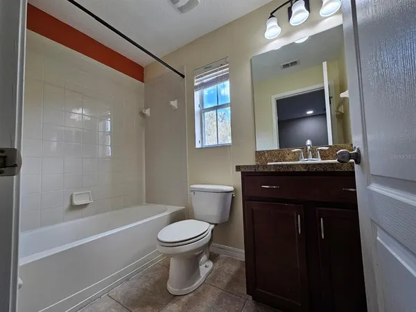 $1,950 | 4016 Mountain Chestnut Way, Lakeland, FL 33812