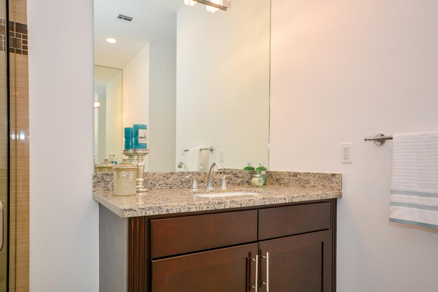 1251 Southwest 4th Avenue Boca Raton, FL 33432 - Photo 20 of 39 Master Bath Vanity #1