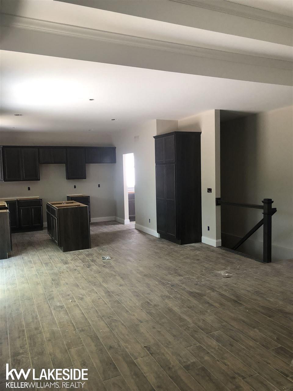47467 Bayside Boulevard, Unit 4 Chesterfield, MI 48047 - Photo 4 of 11