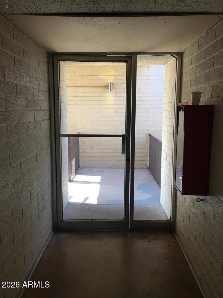 357 East Thomas Road, Unit A212 Phoenix, AZ 85012 - Photo 9 of 12