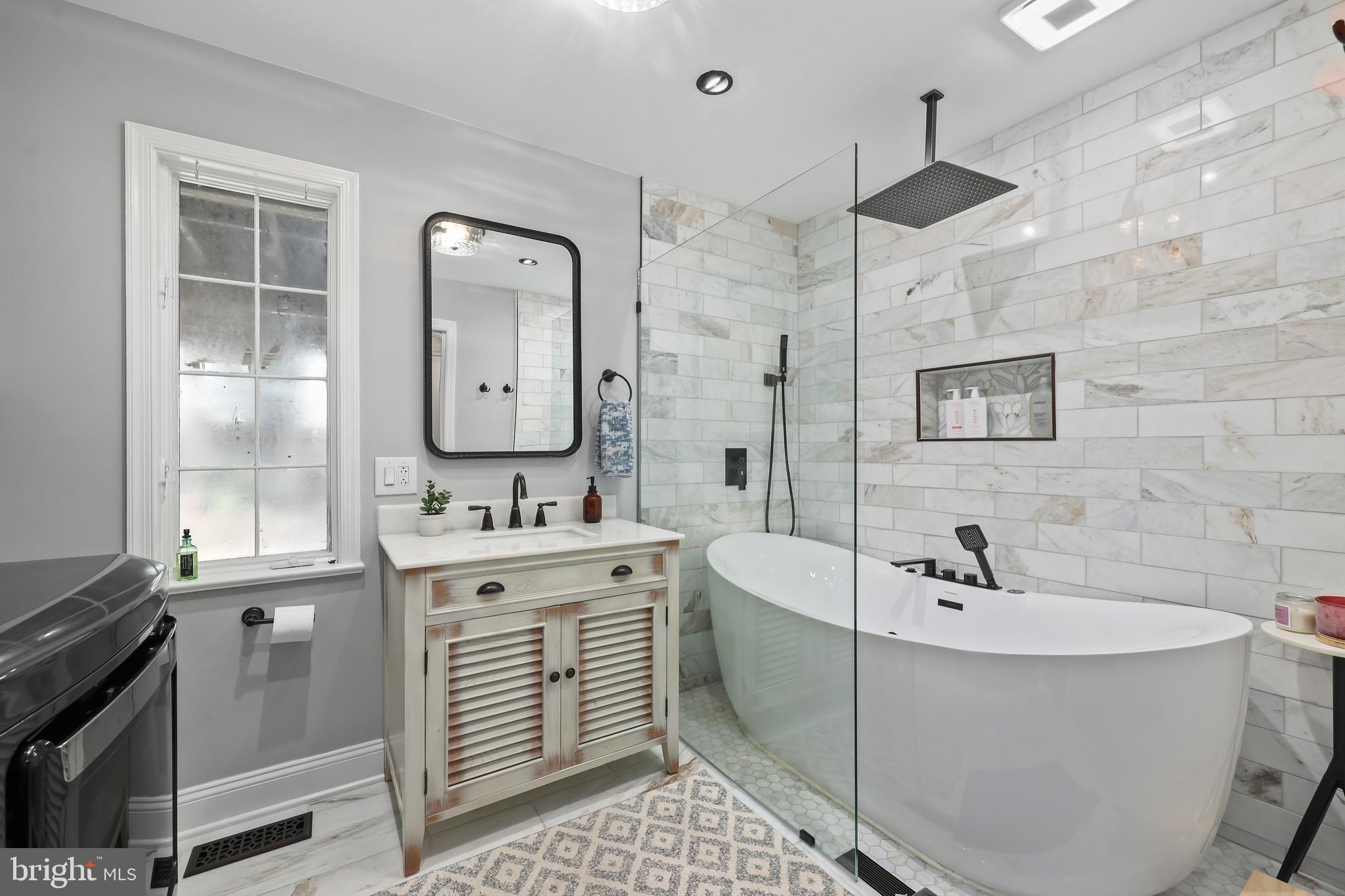 18604 Cabin Road Triangle, VA 22172 - Photo 18 of 70 Gallery Image 18