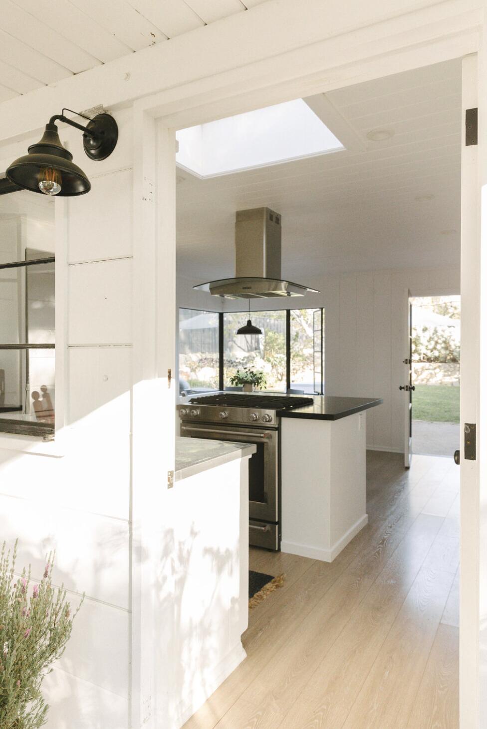 696 Romero Canyon Road Montecito, CA 93108 - Photo 15 of 39 kitchen exterior