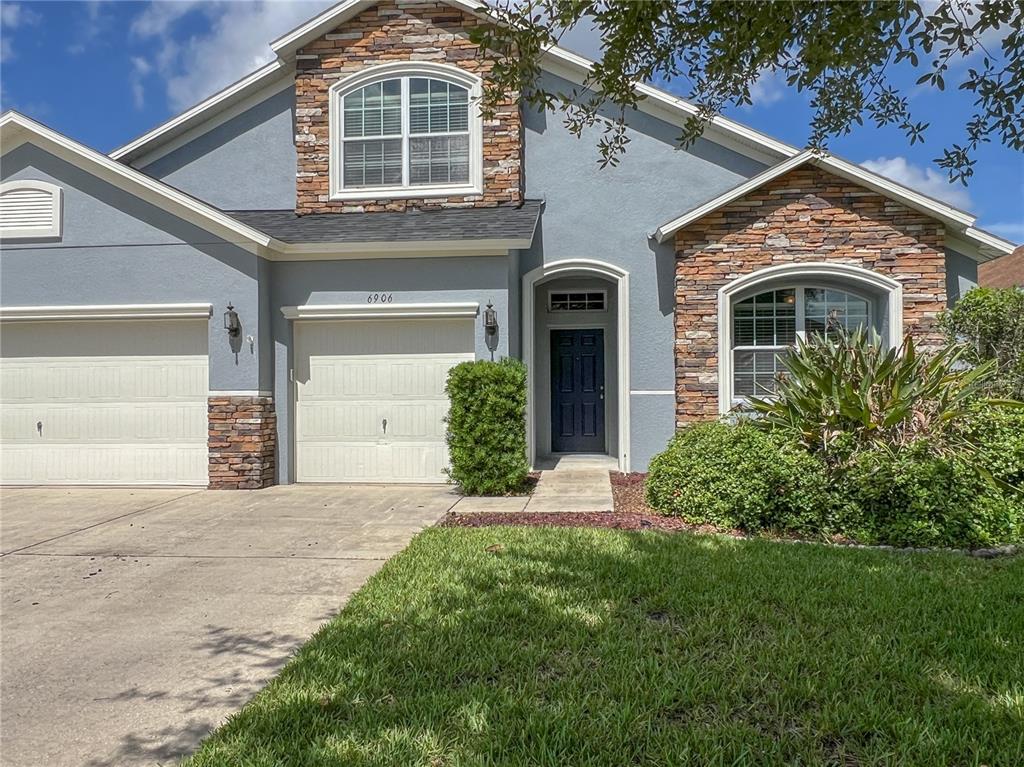 6906 Boulder Run Loop Wesley Chapel, FL 33545 - Photo 2 of 53