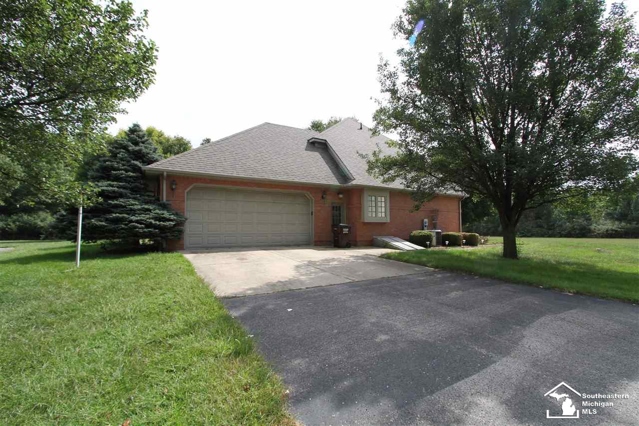 4451 Heiss Road Monroe, MI 48162 - Photo 34 of 44