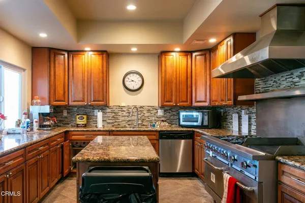 $299,000 | 125 Frost Circle, Unit 125, Ventura, CA 93003