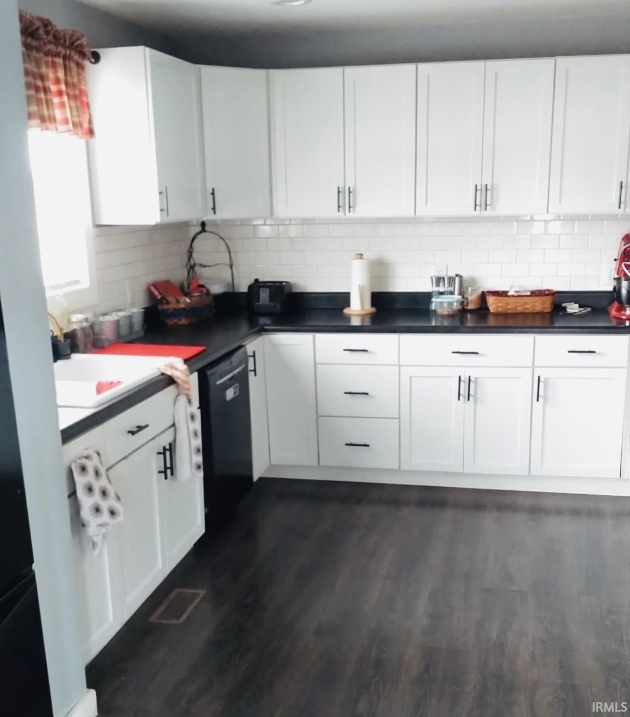 1617 M Street Bedford, IN 47421 - Photo 6 of 10