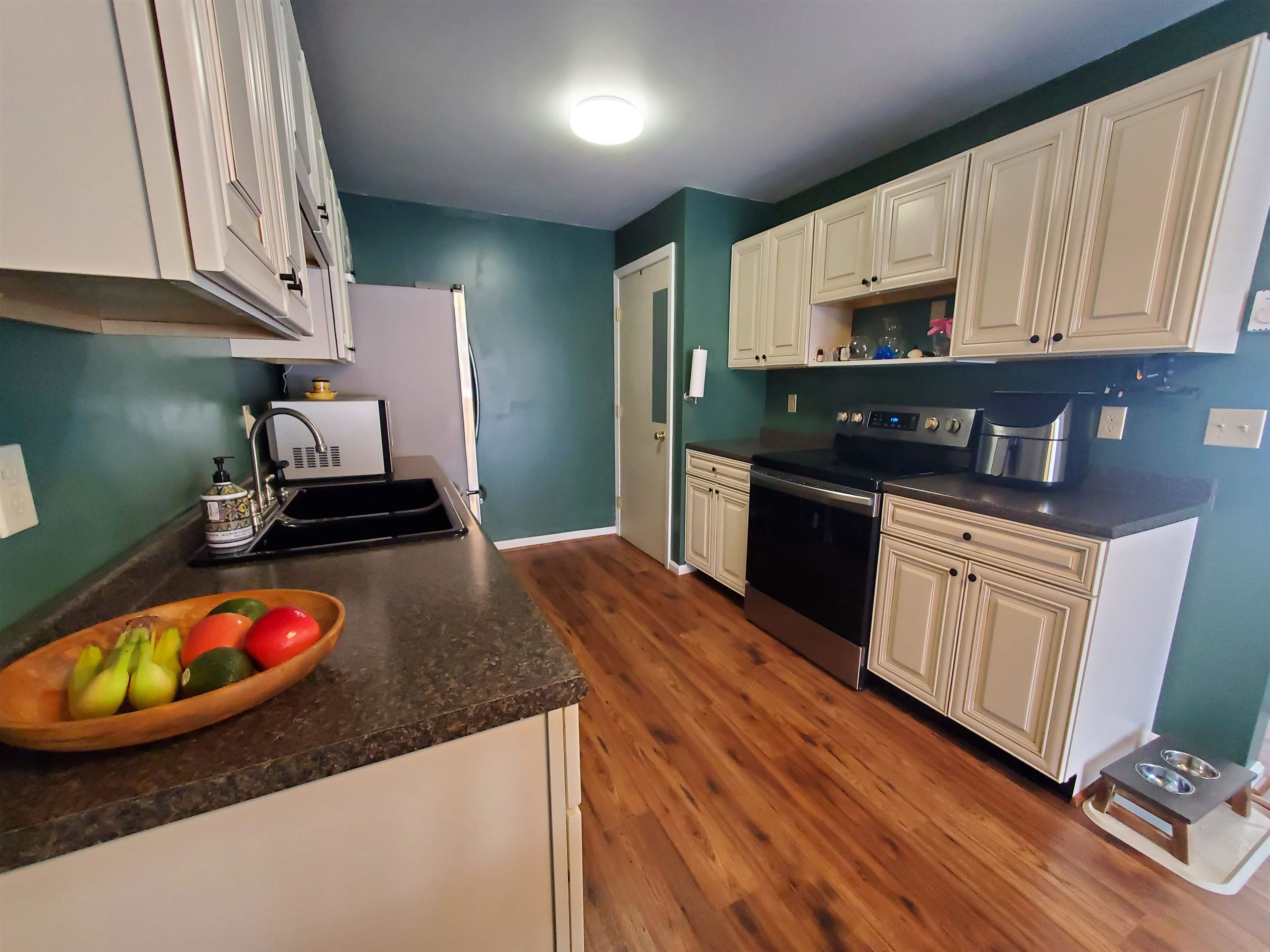 20 Lily Pond Road, Unit 3A Hartford, VT 05001 - Photo 3 of 14 Gallery Image 3