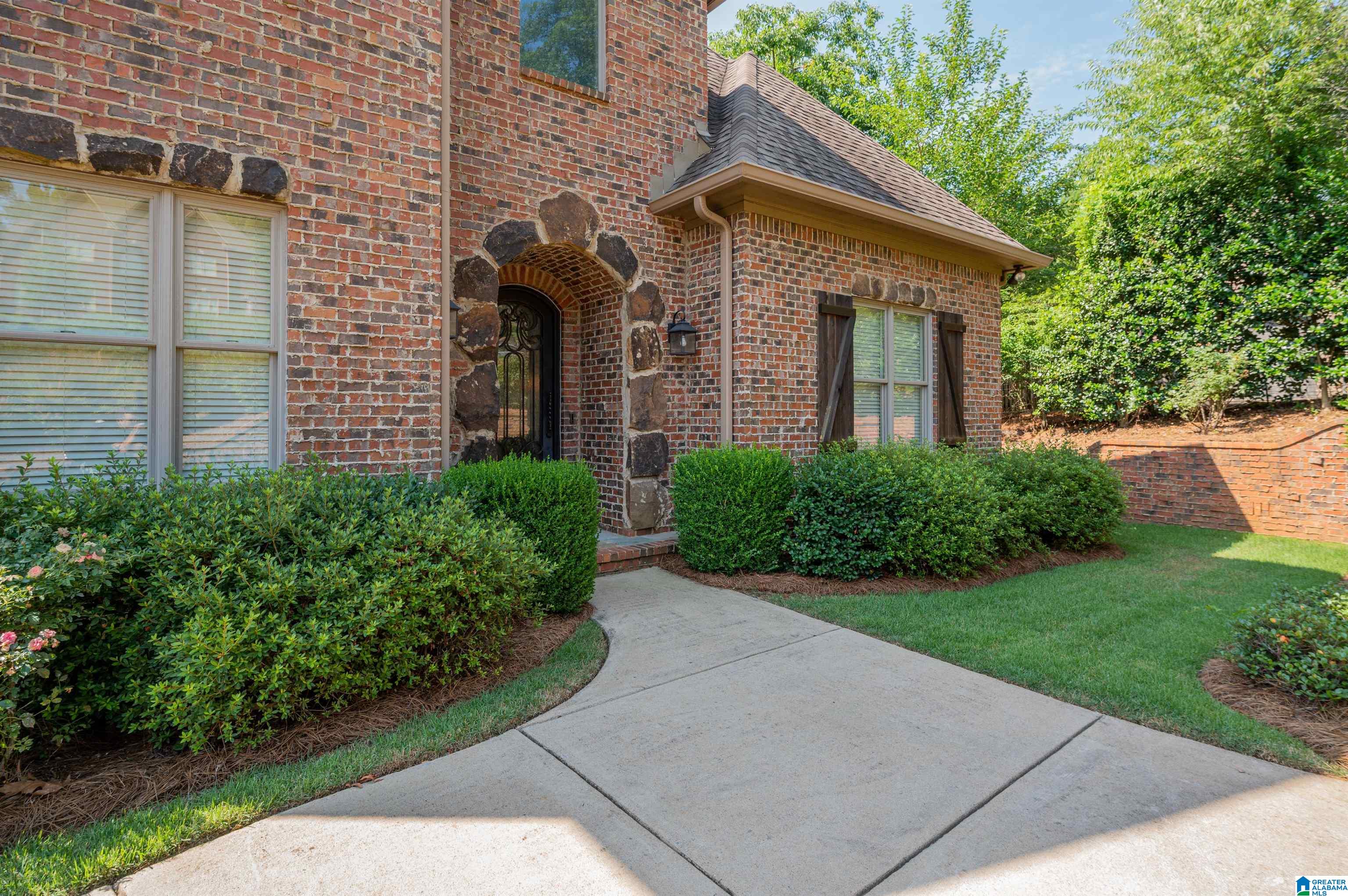 1404 Scout Ridge Drive Birmingham, AL 35244 - Photo 4 of 50