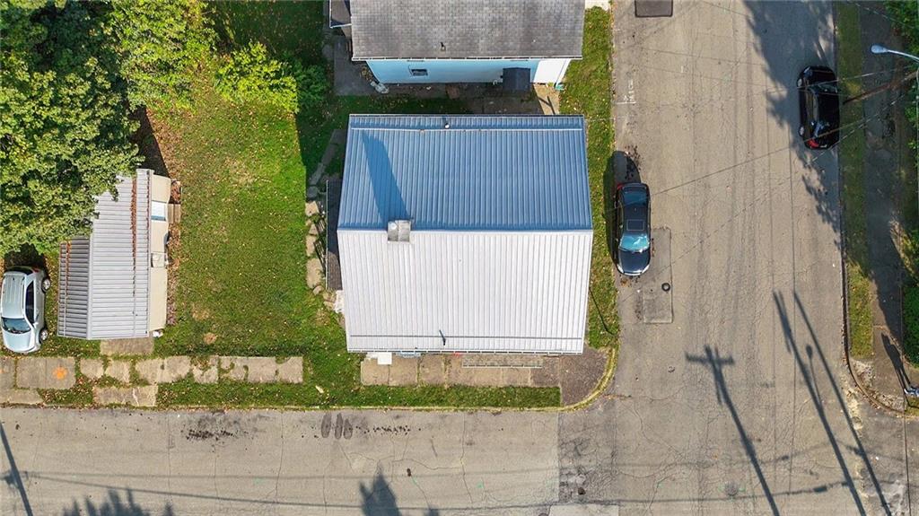 118 15th Street, Unit 1 Beaver Falls, PA 15010 - Photo 13 of 13 front view of a house