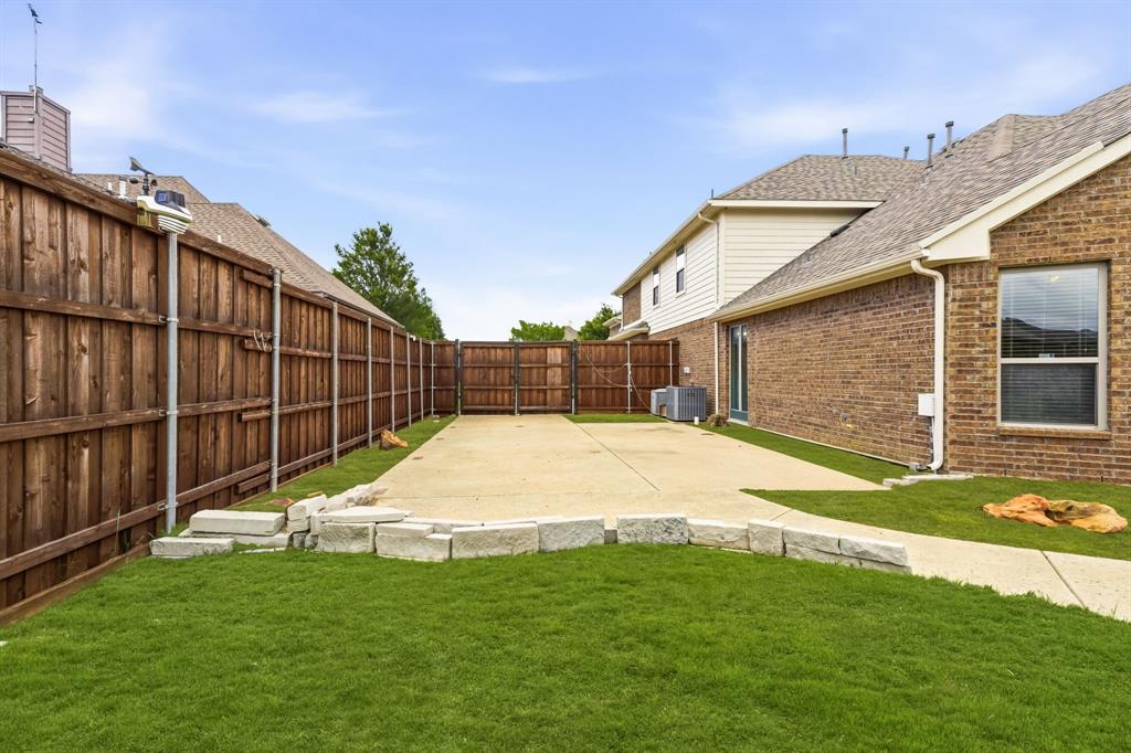 5115 Live Oak Drive Sachse, TX 75048 - Photo 37 of 40