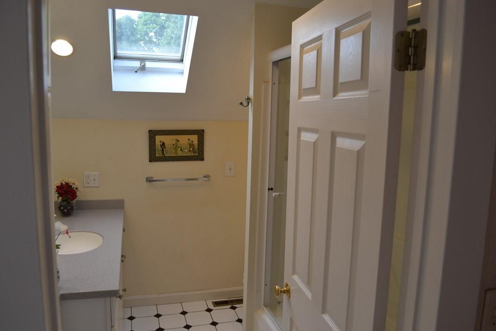 53 Saunders Road Norwood, MA 02062 - Photo 18 of 30