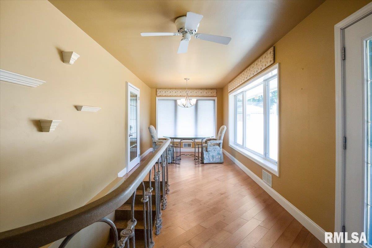 2159 Cherry Road Springfield, IL 62704 - Photo 12 of 42