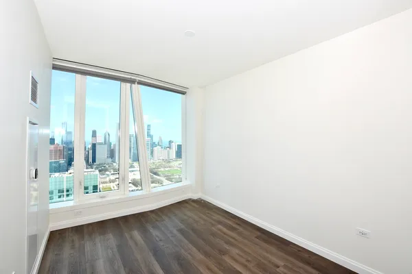 $7,122 | 1000 South Michigan Avenue, Unit 5701, Chicago, IL 60605