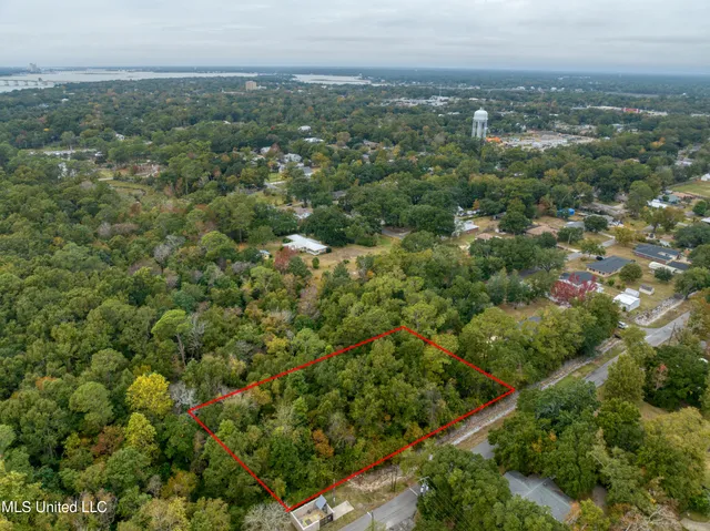 $279,000 | Simon Boulevard, Ocean Springs, MS 39564