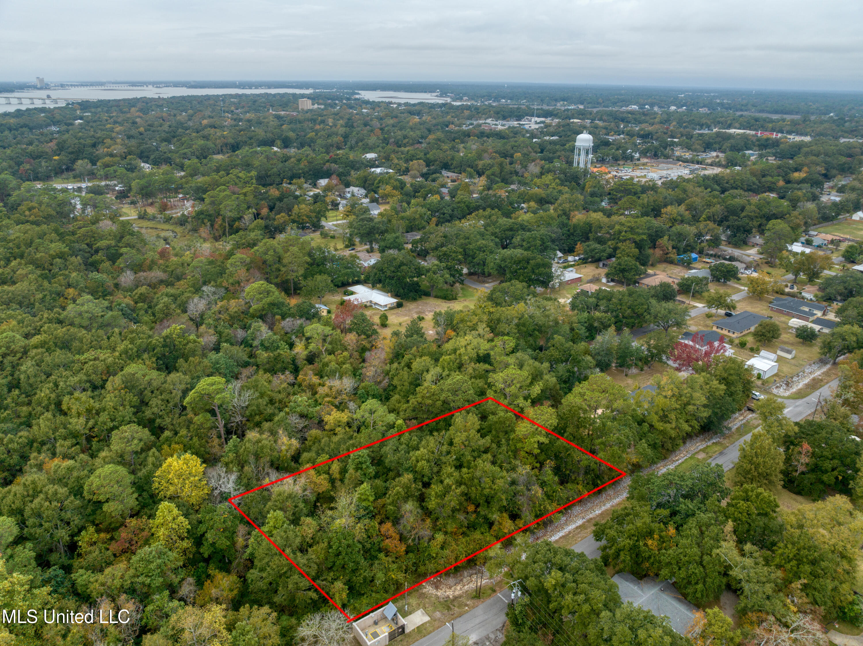 Simon Boulevard Ocean Springs, MS 39564 - Photo 3 of 15 SherriLot-2