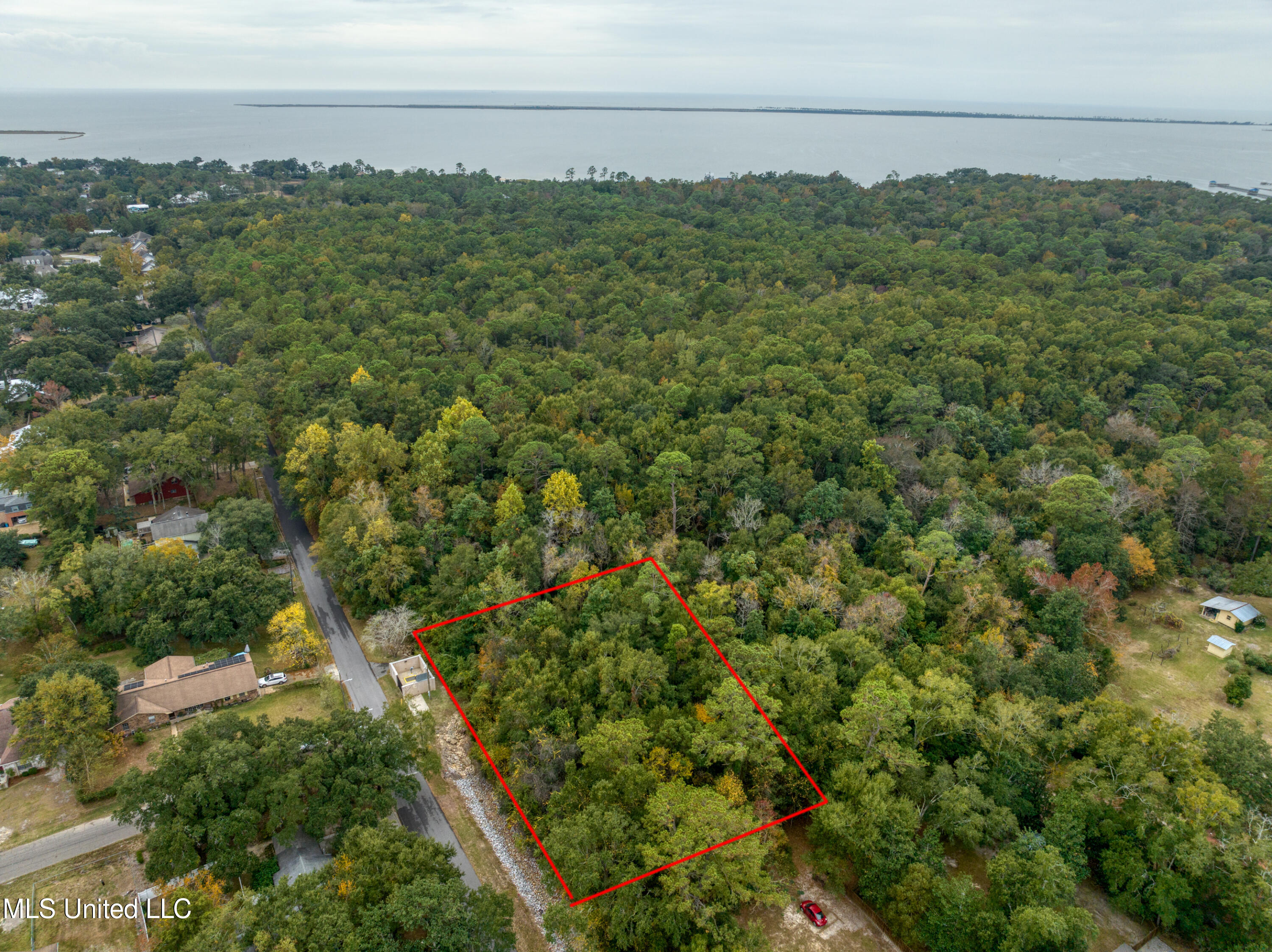 Simon Boulevard Ocean Springs, MS 39564 - Photo 5 of 15 SherriLot-5