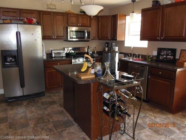 2070 Vernor Road Lapeer, MI 48446 - Photo 14 of 23 2070 Vernor kitchen.JPG