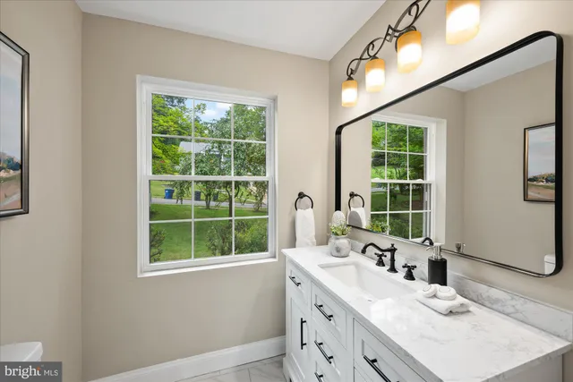 $1,295,000 | 1901 Belle Haven Road, Alexandria, VA 22307