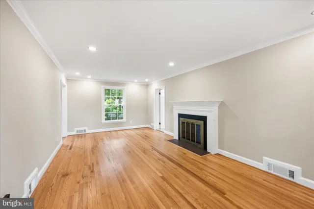$1,295,000 | 1901 Belle Haven Road, Alexandria, VA 22307