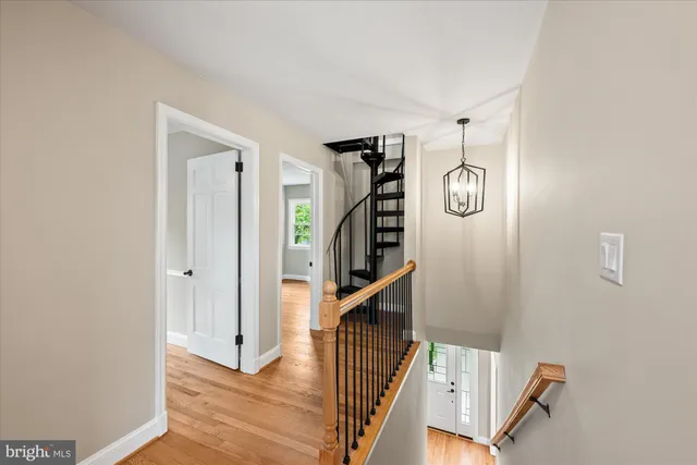 $1,295,000 | 1901 Belle Haven Road, Alexandria, VA 22307