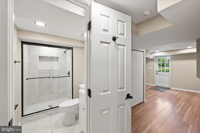 $1,295,000 | 1901 Belle Haven Road, Alexandria, VA 22307
