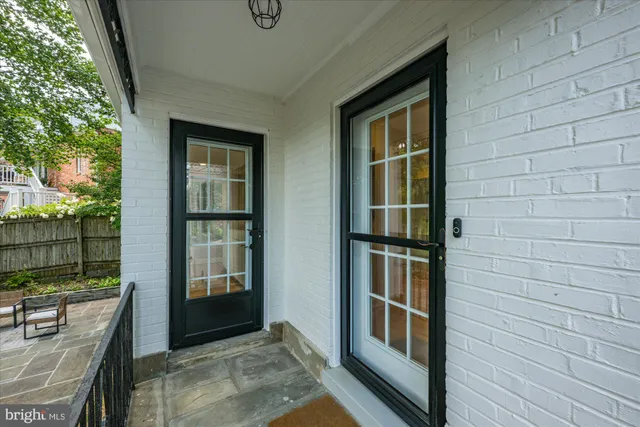 $1,295,000 | 1901 Belle Haven Road, Alexandria, VA 22307