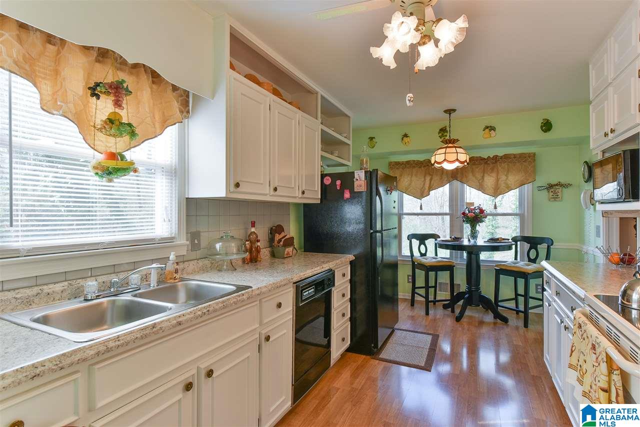 808 Rockingham Road Birmingham, AL 35235 - Photo 27 of 50