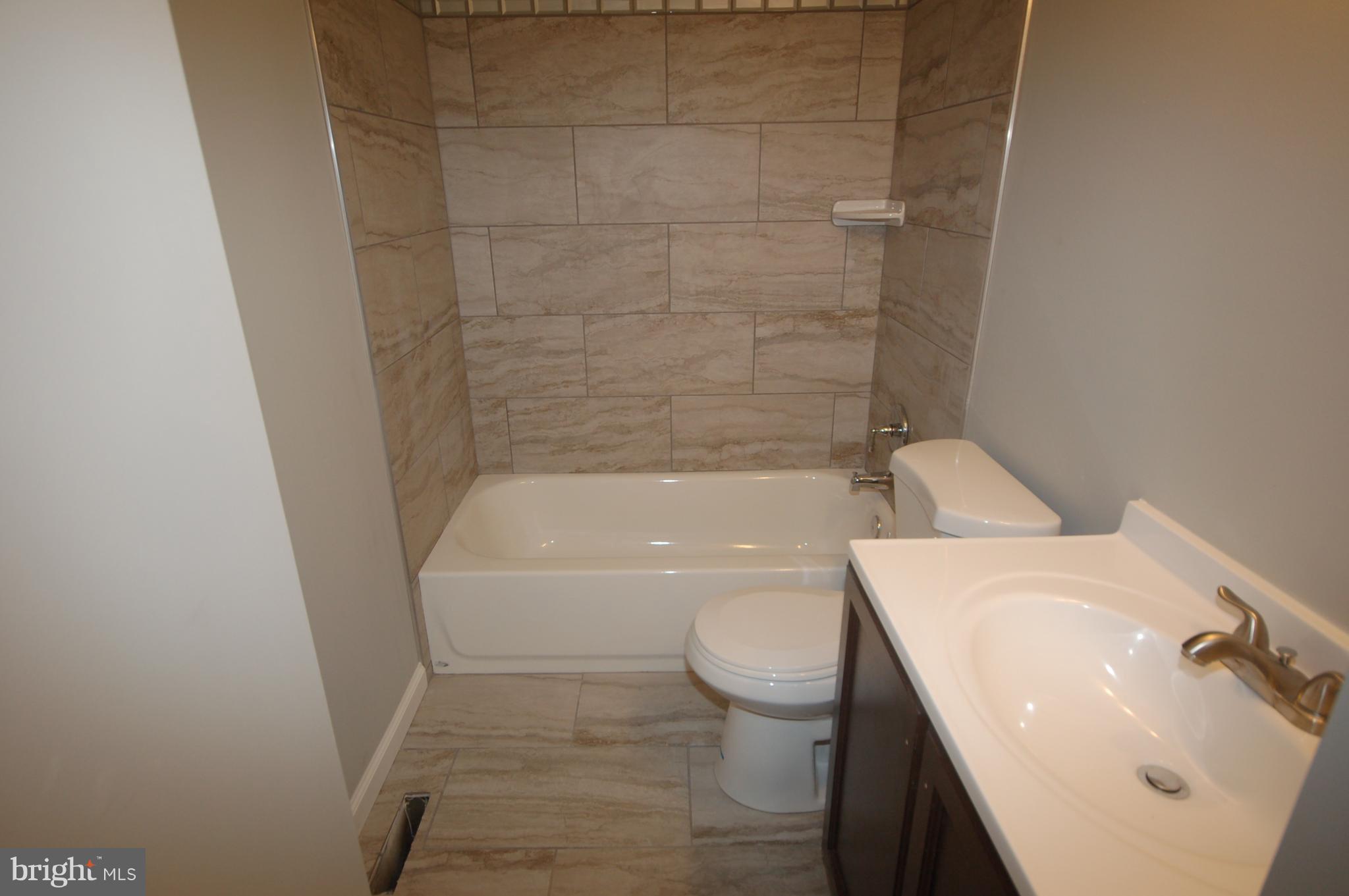 184 Dunlap Road Pasadena, MD 21122 - Photo 20 of 29 Bath