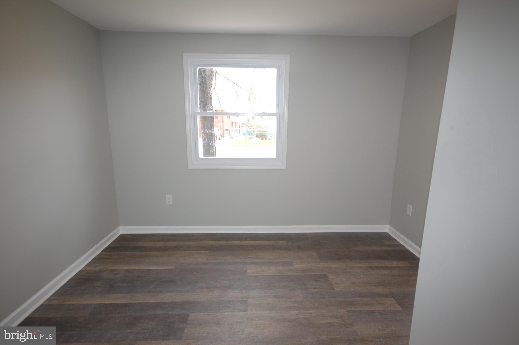 184 Dunlap Road Pasadena, MD 21122 - Photo 6 of 29 Dining Room