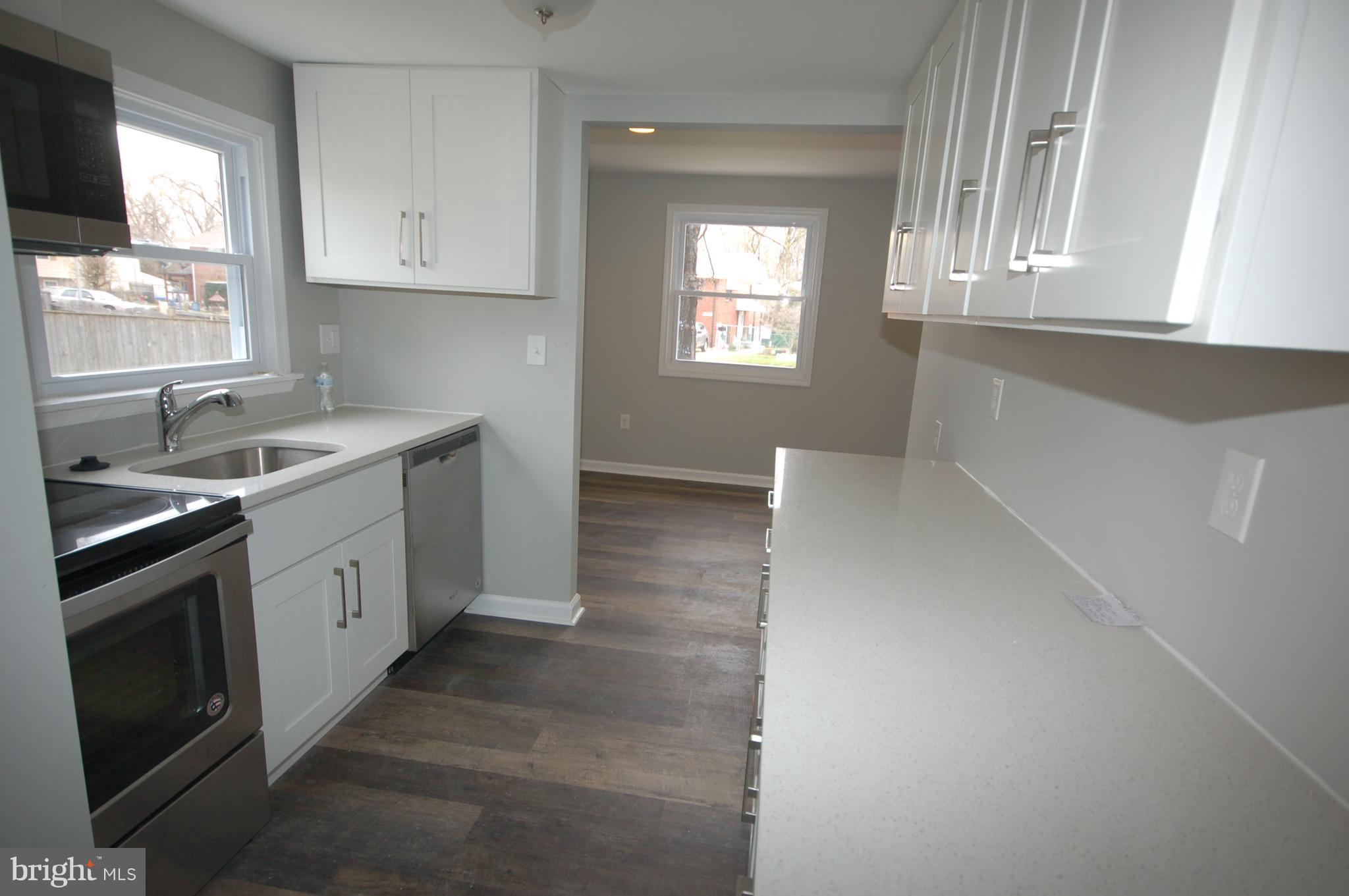 184 Dunlap Road Pasadena, MD 21122 - Photo 7 of 29 Kitchen