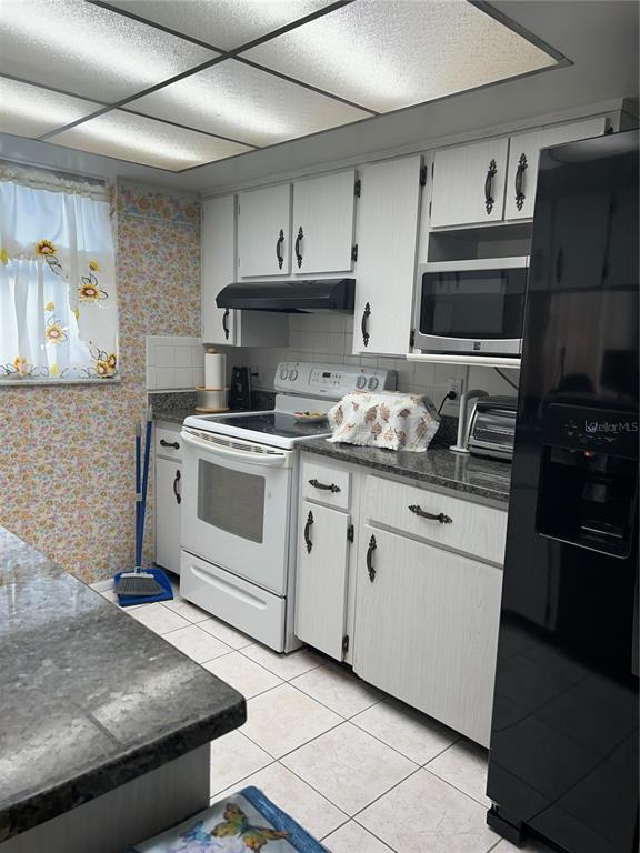 7634 Topay Lane Port Richey, FL 34668 - Photo 5 of 20 Gallery Image 5