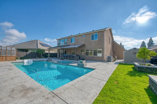 $1,295,000 | 2468 East Kynzlee Avenue, Fresno, CA 93730