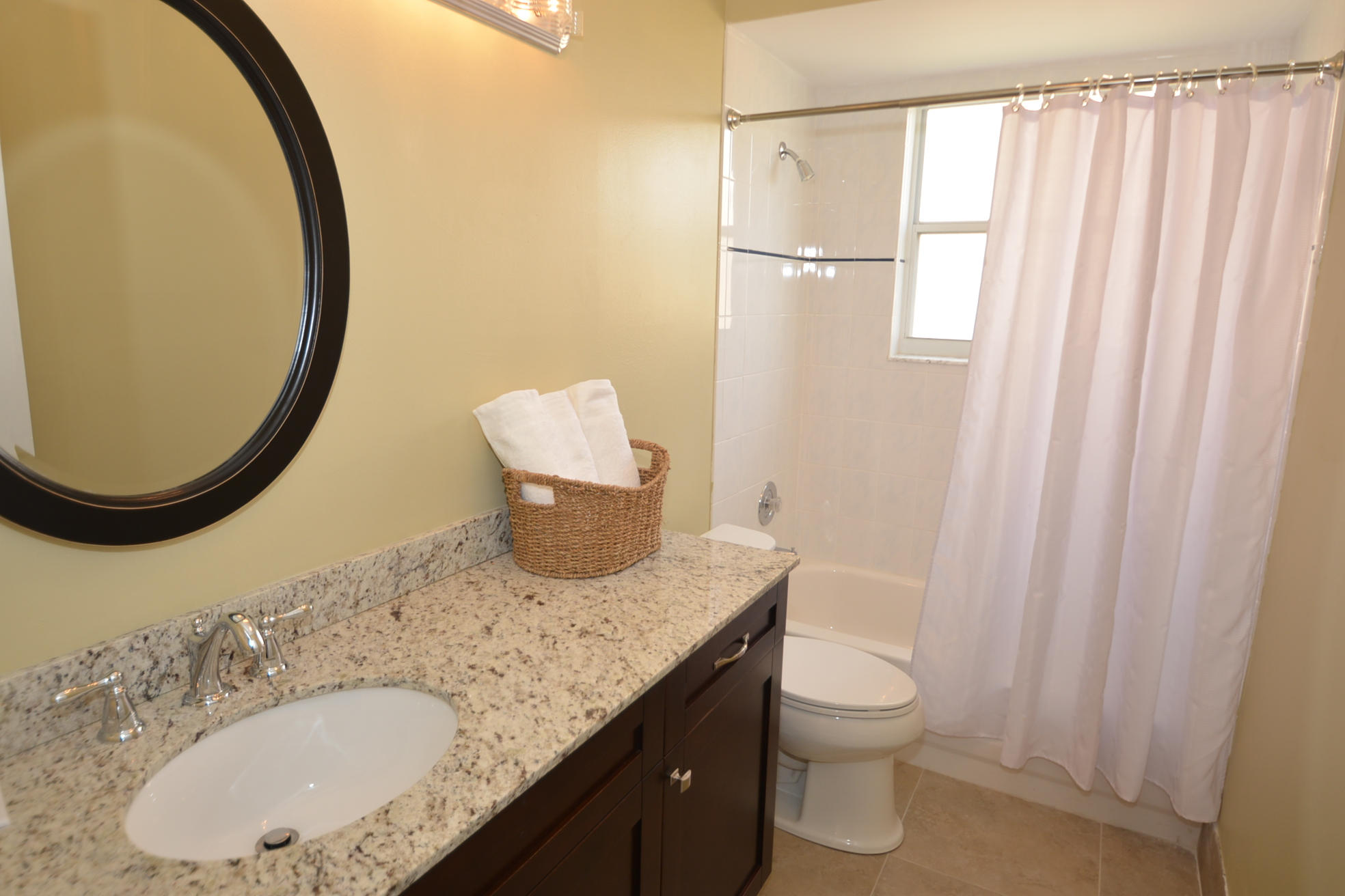 12696 Tucano Circle Boca Raton, FL 33428 - Photo 26 of 39 2nd Bathroom
