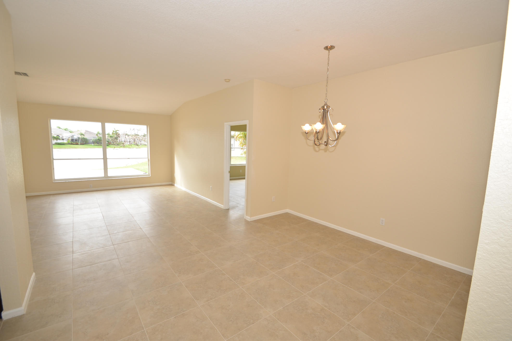12696 Tucano Circle Boca Raton, FL 33428 - Photo 9 of 39 Living Dining