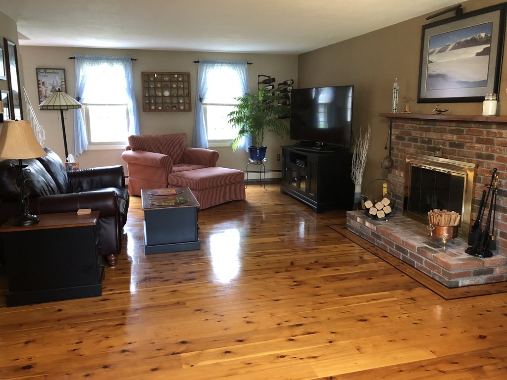 144 Titicut Road Raynham, MA 02767 - Photo 10 of 25 Gallery Image 10