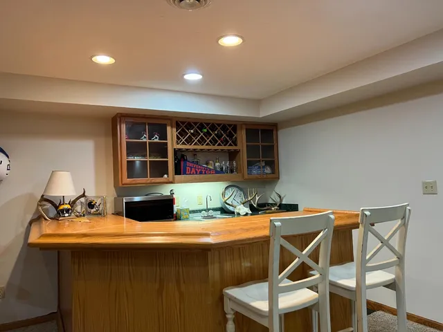 $479,900 | 226 Lakeshore Drive, Batesville, IN 47006