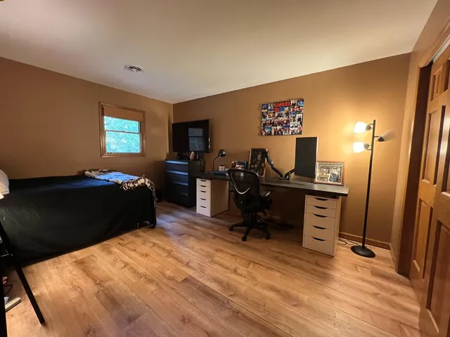 $479,900 | 226 Lakeshore Drive, Batesville, IN 47006