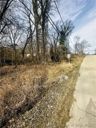 $49,400 | 2.4-ac Powder House Lane, New Albany, IN 47150